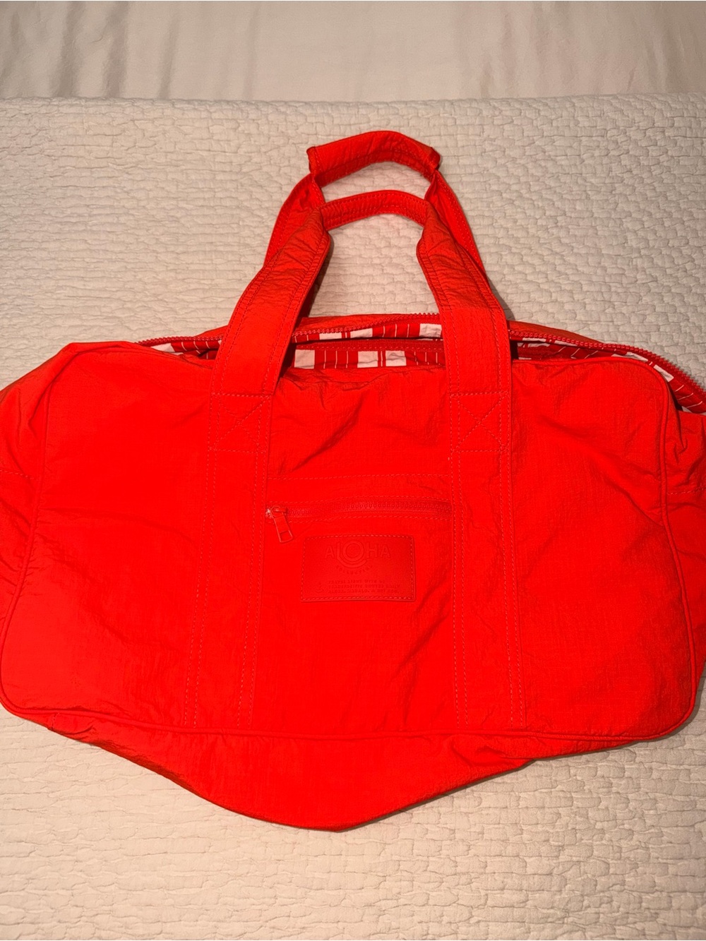Aloha Collection Keep it Light Weekender duffel red orange